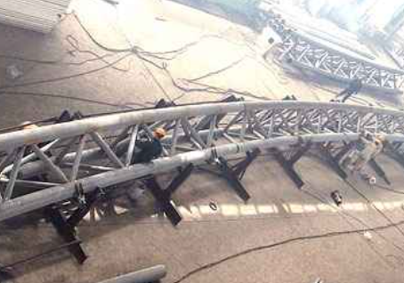 杜尔伯特多功能体育馆案例